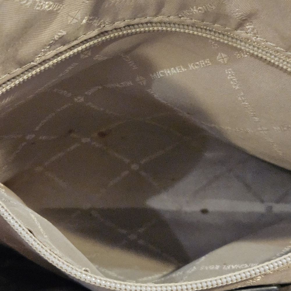 Michael Kors Emilia Large East West Center Zip Tote Bag Luggage Brown - Picture 8 of 12